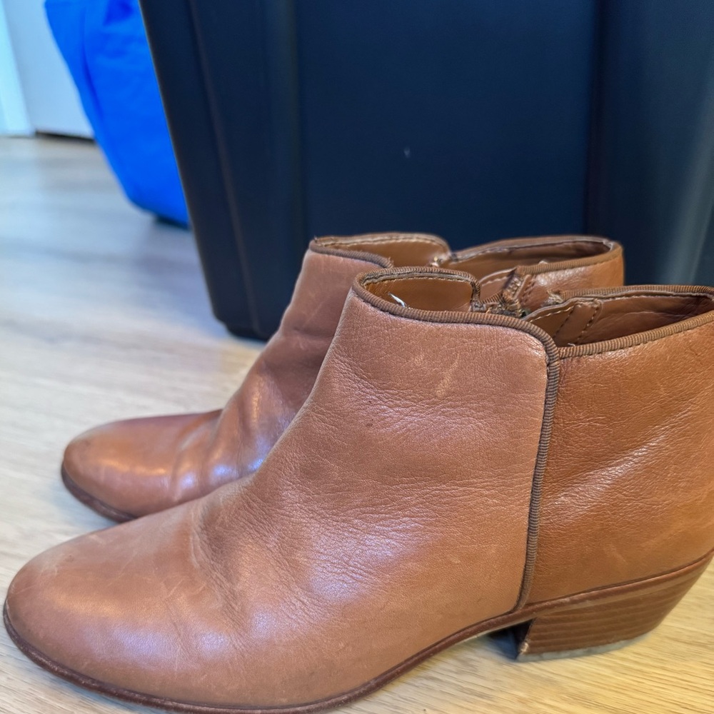 Sam Edelman Betty Ankle Bootie Western Boots Brown Tan Side Zipper Stacked Heel